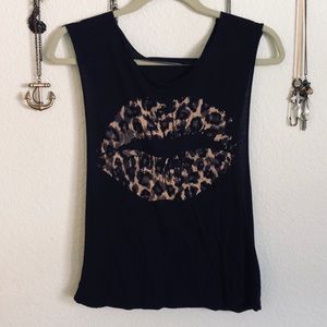 Sleeveless Shirt
